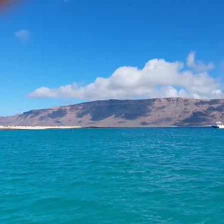 アパート Casa Rosa カレタ・デ・ファマラ